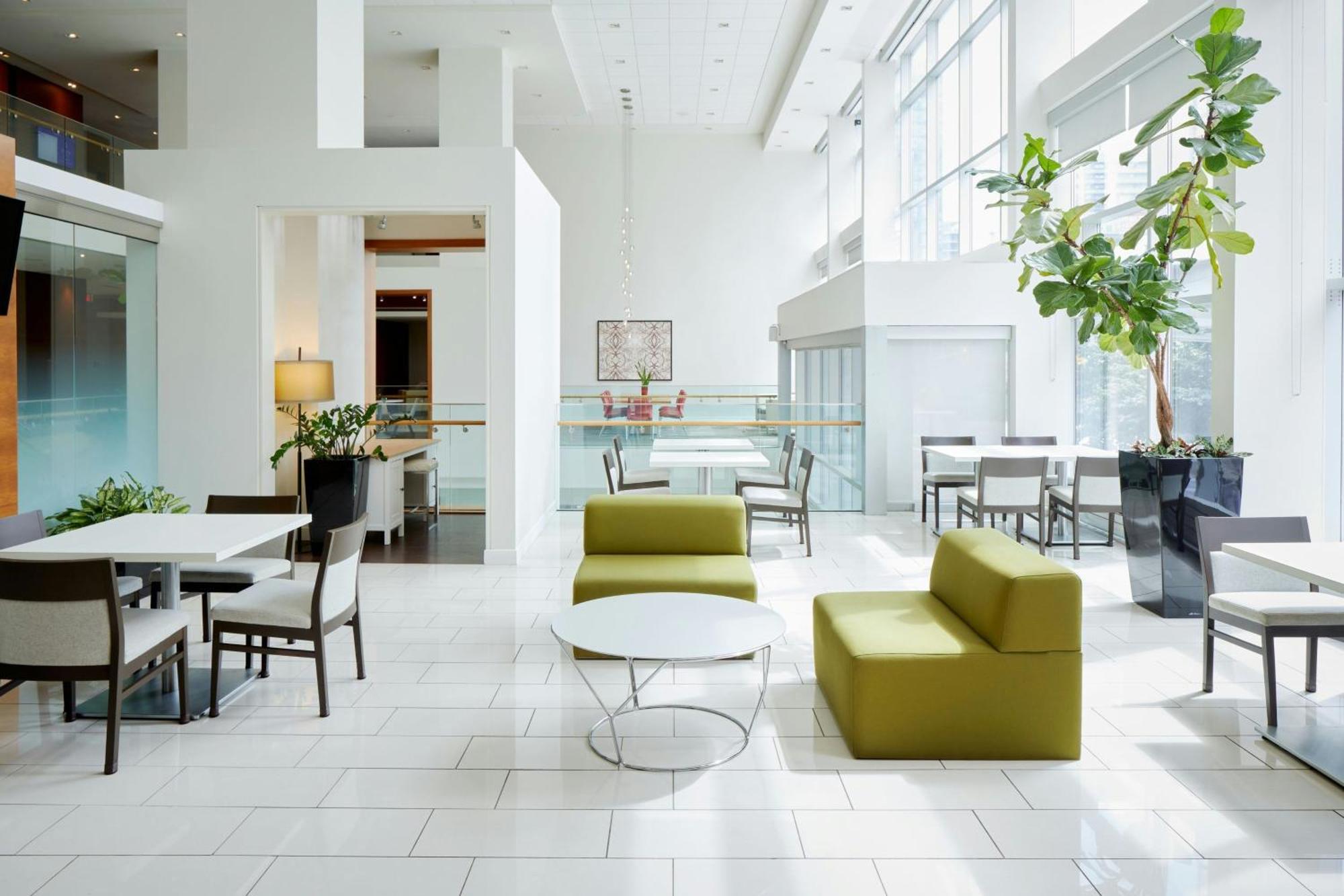 Hotel Delta By Marriott Centre Ottawa